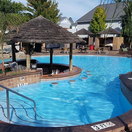Commodore Resort プットインベイ エクステリア 写真